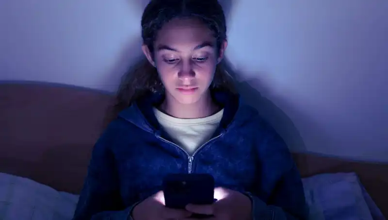Sosyal Medyada Gençleri Tehdit Eden Ölümcül Trend: Havalı Ama Riskli!