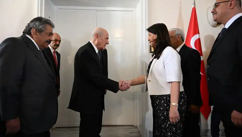 MHP Lideri Bahçeli, DEM Parti Heyetiyle Kritik Görüşme Gerçekleştirdi