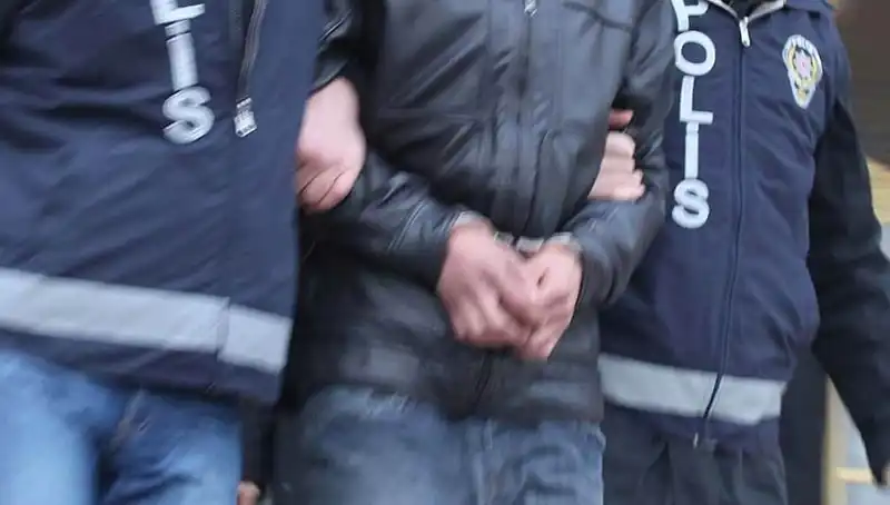 Konya'da Şok Edici Dolandırıcılık Operasyonu: 13 Kişi Tutuklandı!
