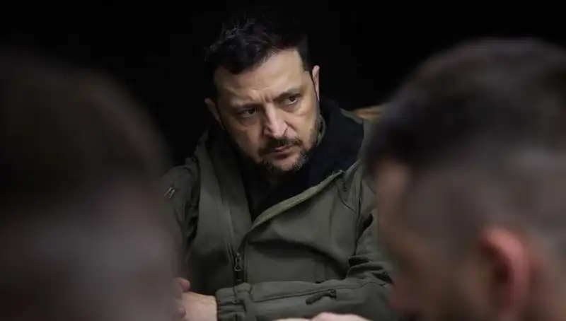 Zelenski: Rusya, Kuzey Kore Yapımı Füze ile Askeri Tesislerimizi Hedef Alıyor