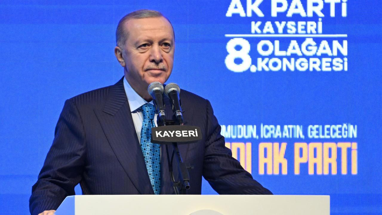 Cumhurbaşkanı Erdoğan, YPG'nin Çöpe Atılacağını Belirtti